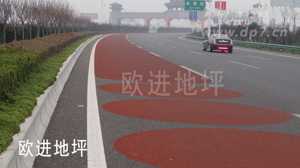 公交專用車道彩色路面dianadownunder.com